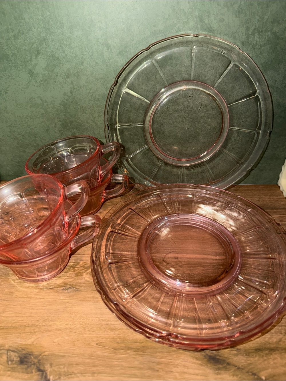 Pink Vintage Looking Plate and Cup Set (four cups and four plates)